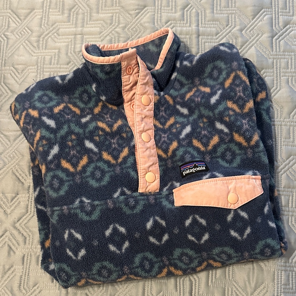 Patagonia Patterned Fleece Pullover in Blue and Peach